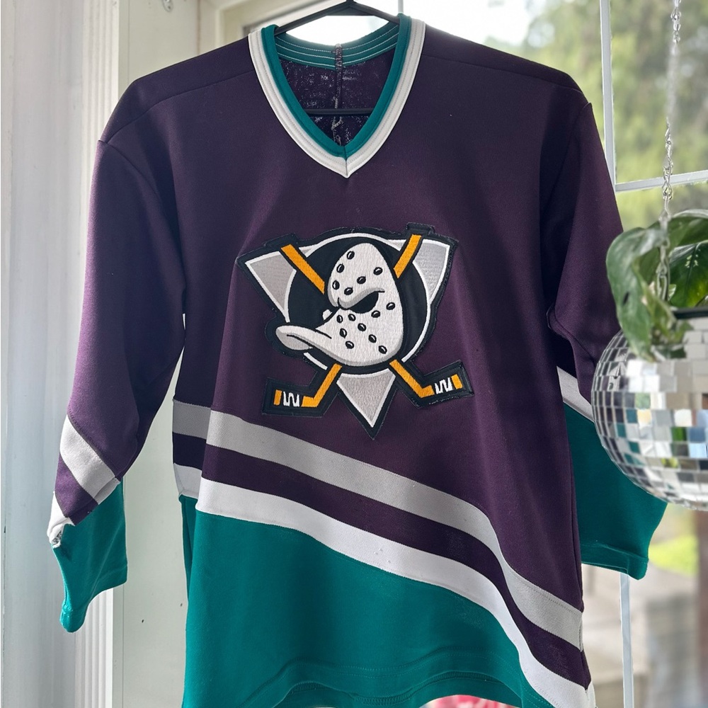 Vintage Mighty Ducks Jersey